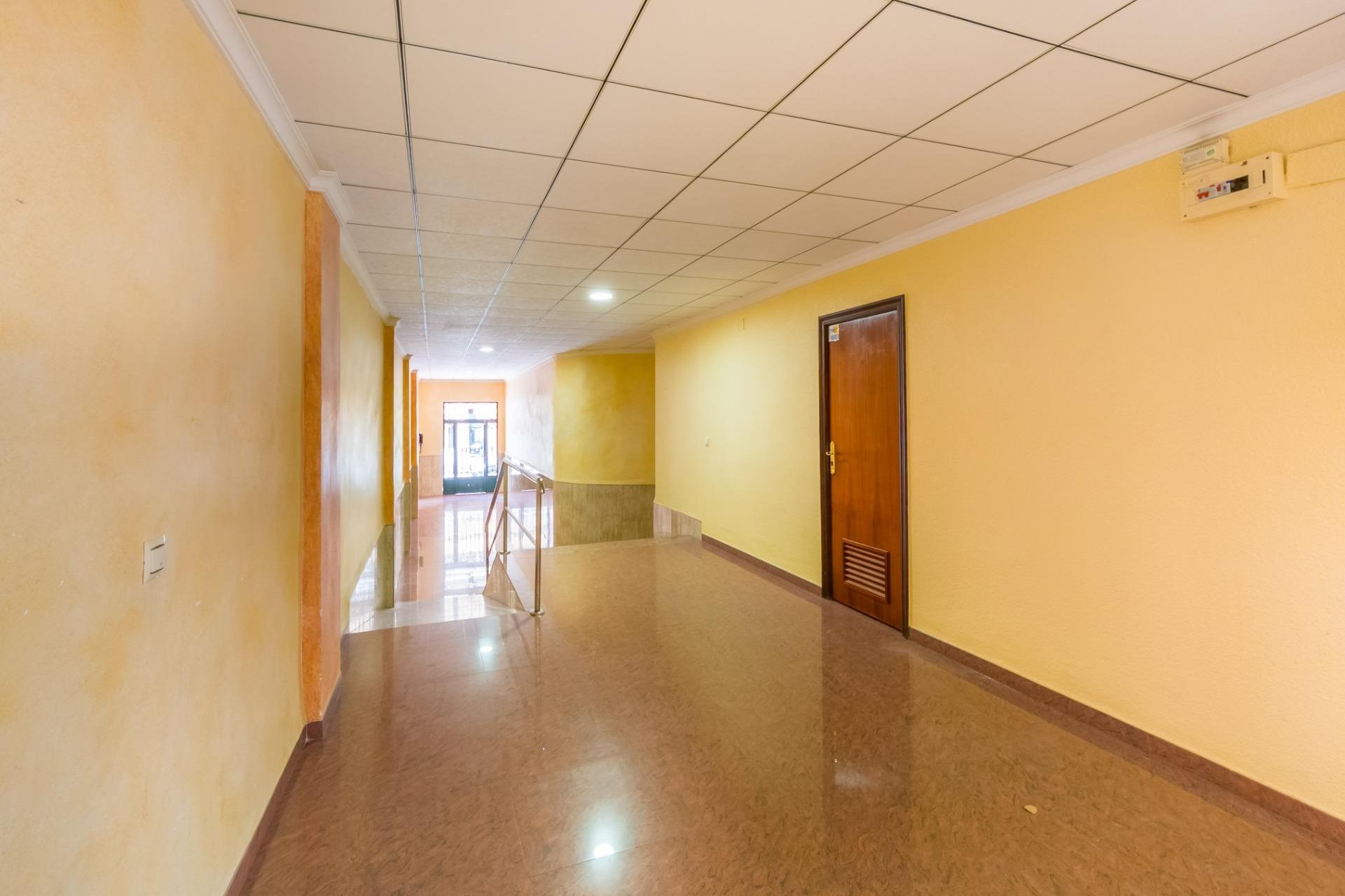 Herverkoop - Appartement -
Torrevieja - Playa del Cura