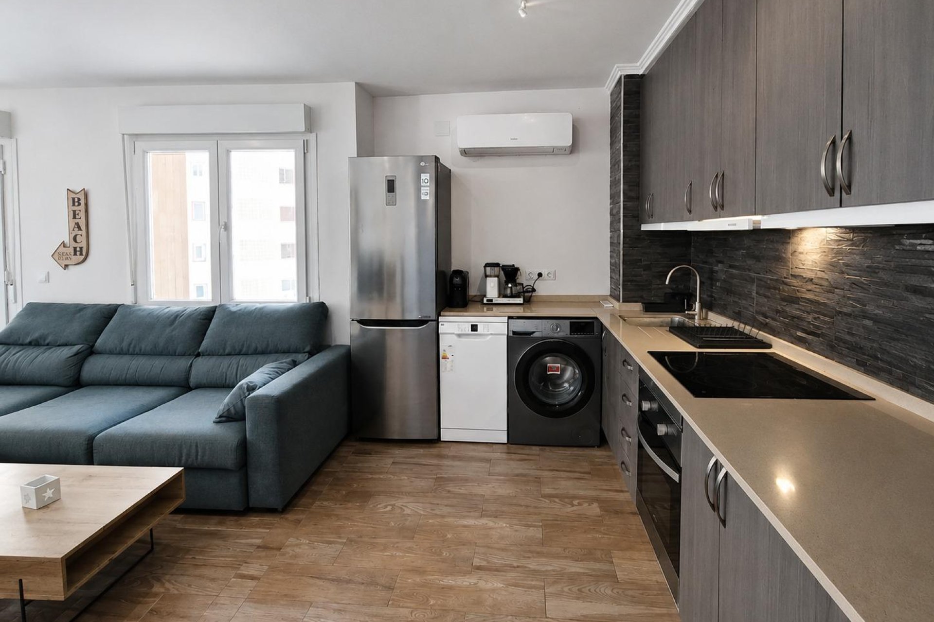Herverkoop - Appartement -
Torrevieja - Playa del Cura