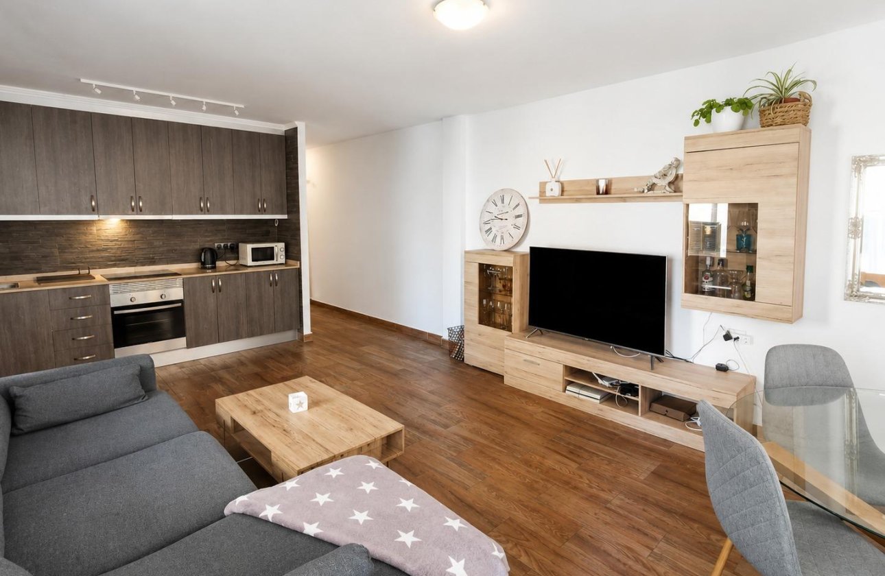 Herverkoop - Appartement -
Torrevieja - Playa del Cura