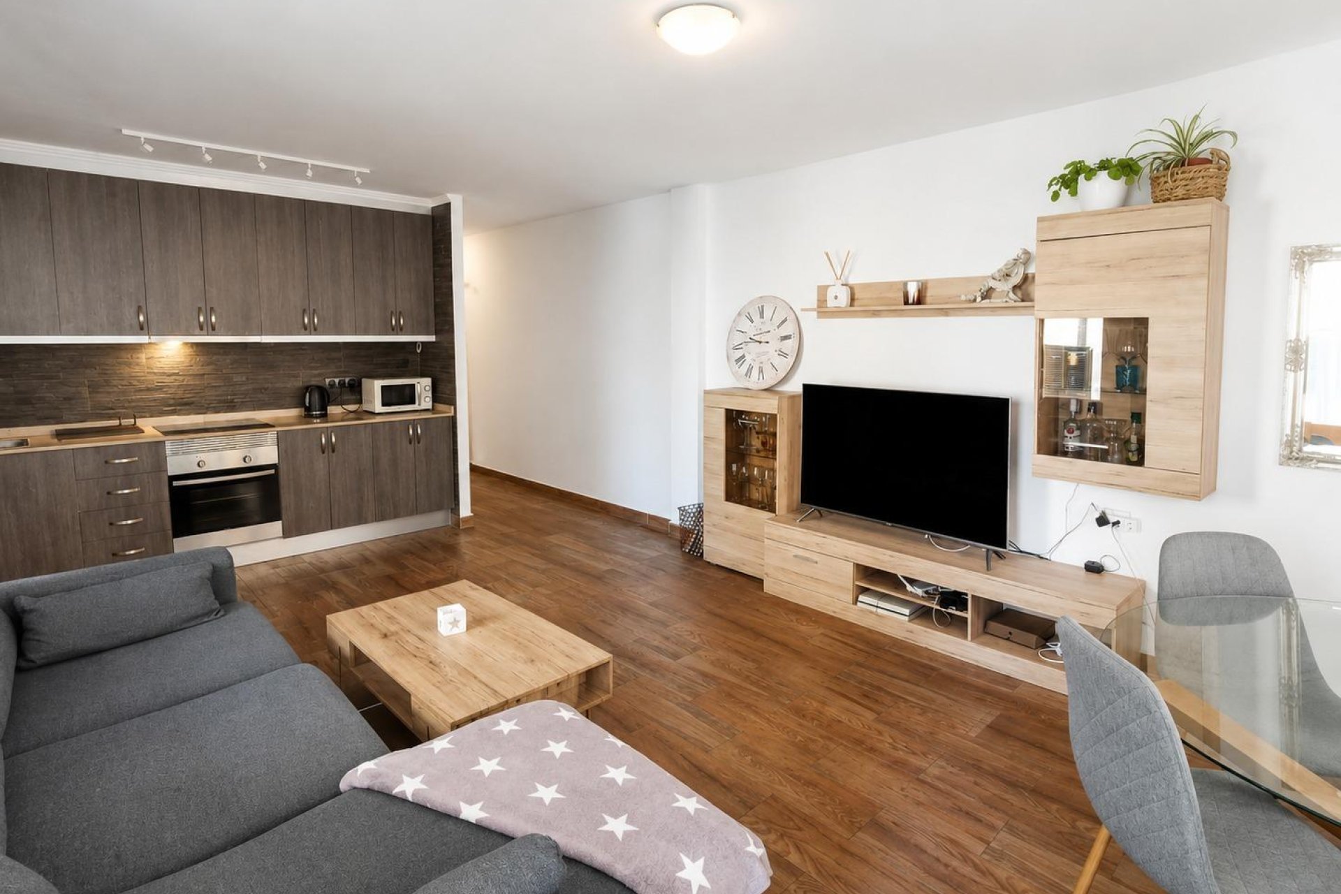 Herverkoop - Appartement -
Torrevieja - Playa del Cura