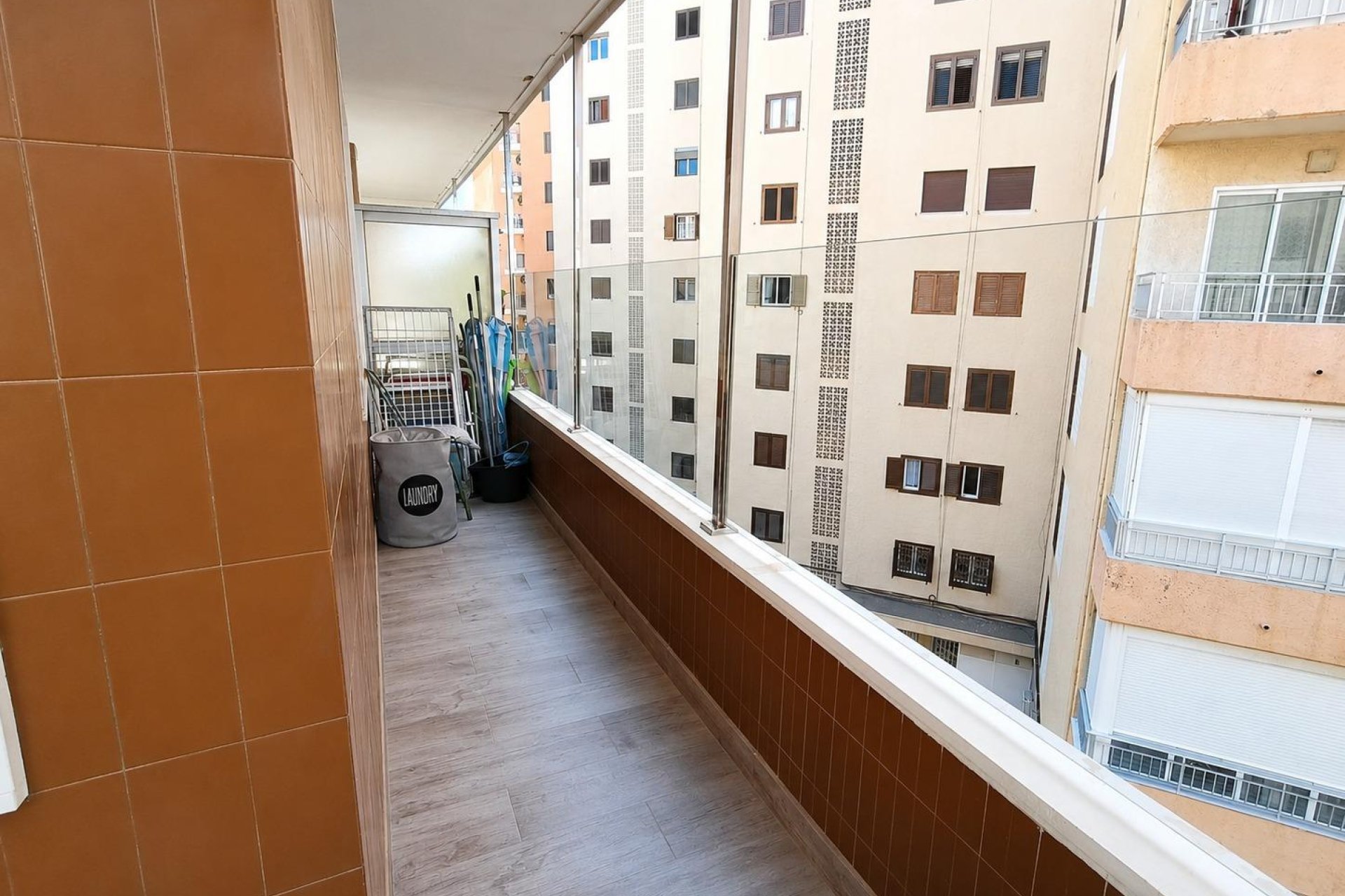Herverkoop - Appartement -
Torrevieja - Playa del Cura