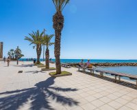 Herverkoop - Appartement -
Torrevieja - Playa del Cura