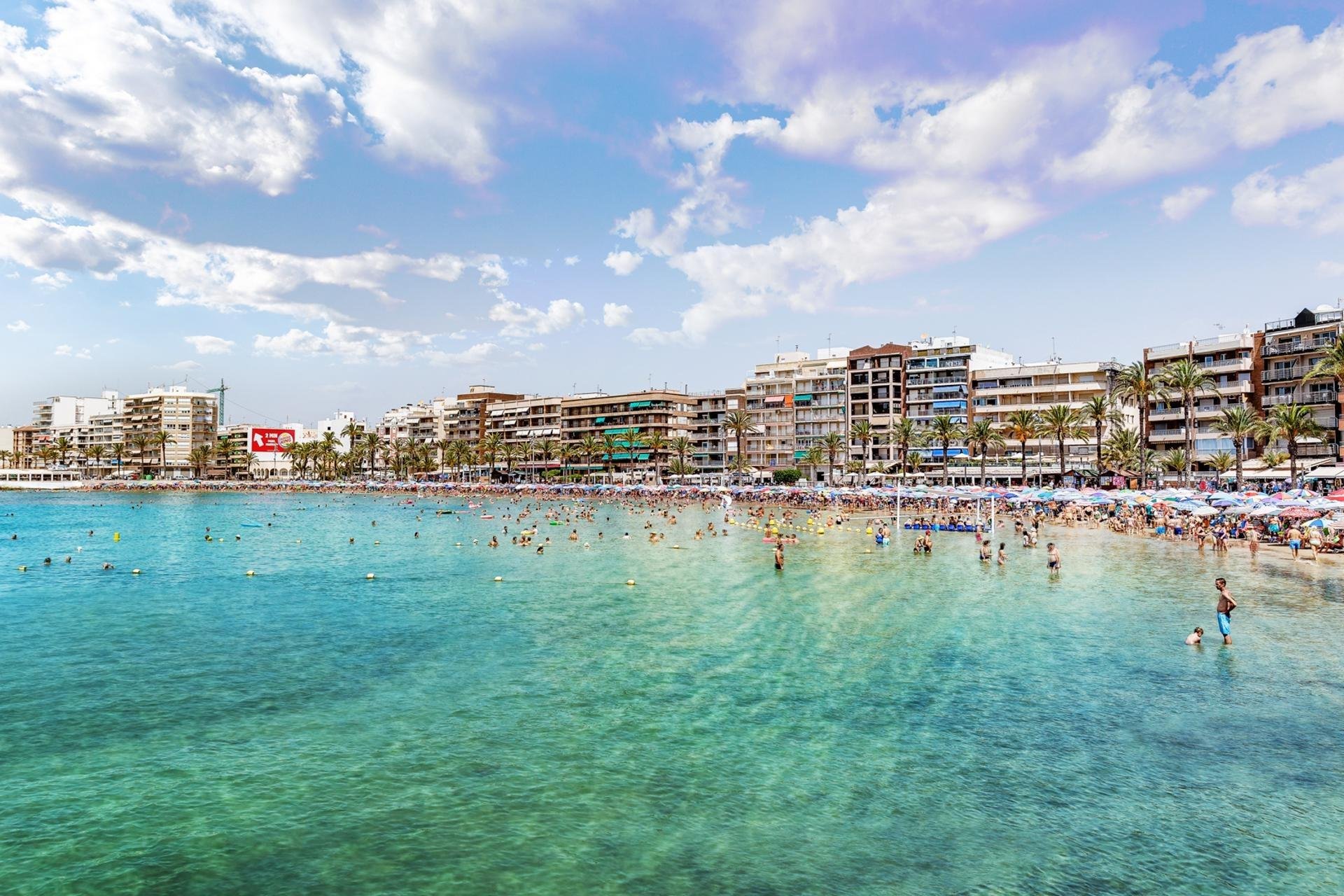Herverkoop - Appartement -
Torrevieja - Playa del Cura