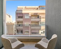 Herverkoop - Appartement -
Torrevieja - Playa del Cura