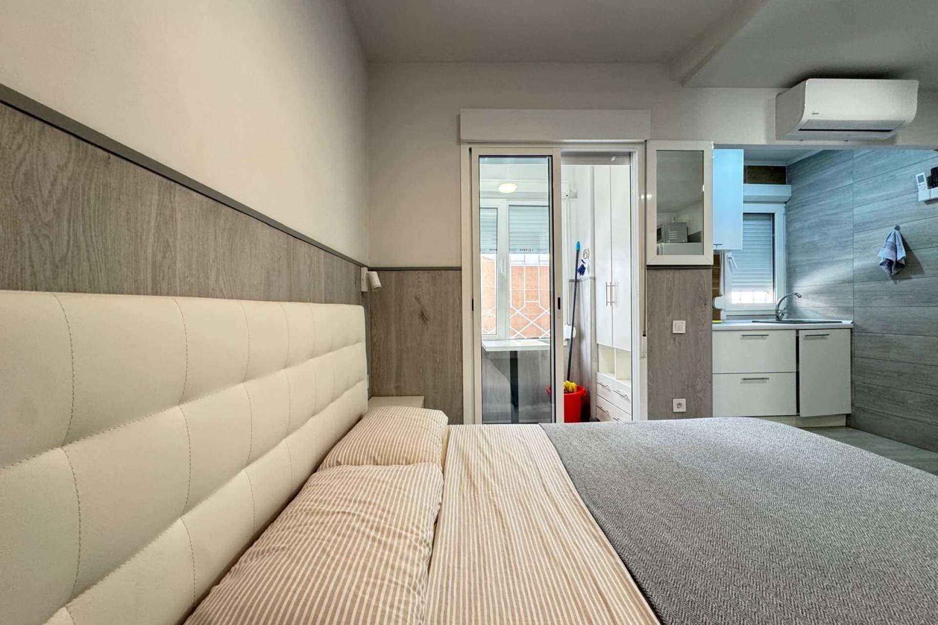 Herverkoop - Appartement -
Torrevieja - Playa del Cura