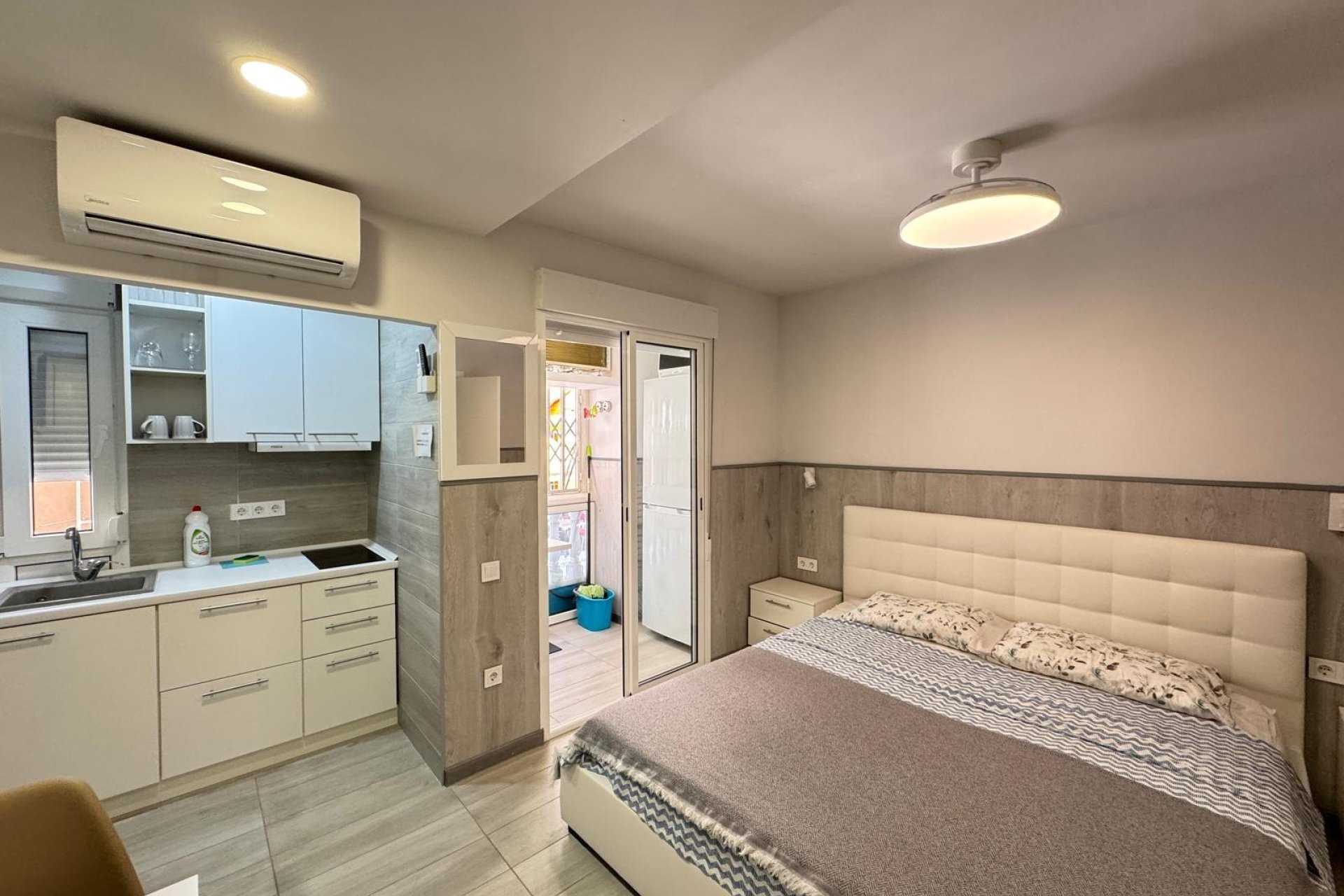 Herverkoop - Appartement -
Torrevieja - Playa del Cura