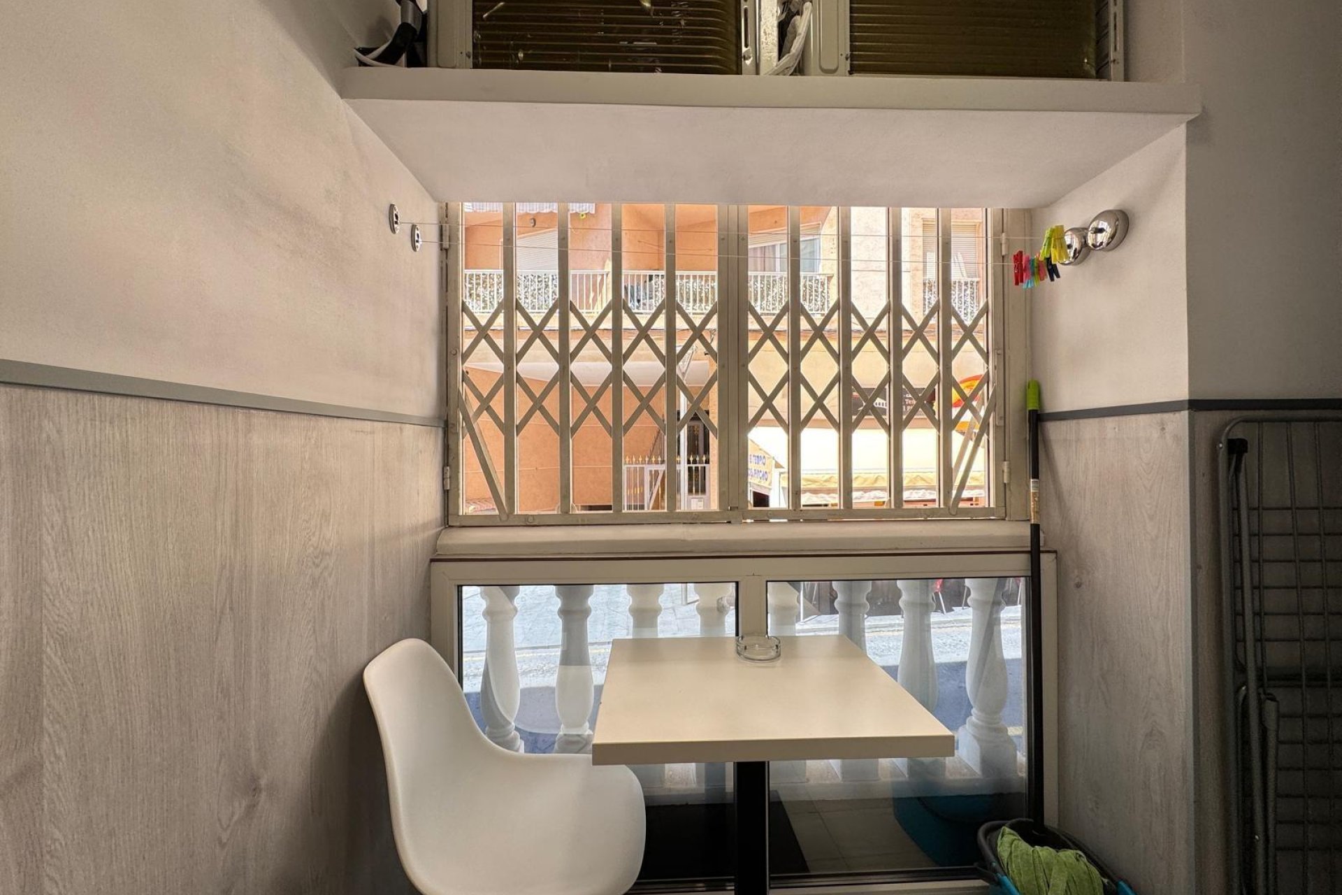 Herverkoop - Appartement -
Torrevieja - Playa del Cura