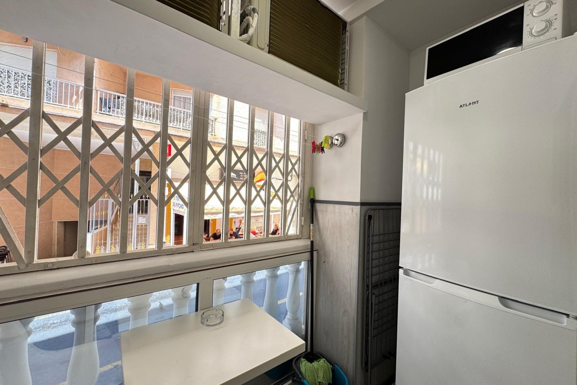 Herverkoop - Appartement -
Torrevieja - Playa del Cura