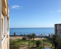 Herverkoop - Appartement -
Torrevieja - Playa del Cura
