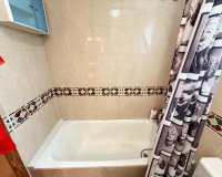 Herverkoop - Appartement -
Torrevieja - Playa del Cura