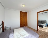 Herverkoop - Appartement -
Torrevieja - Playa del Cura