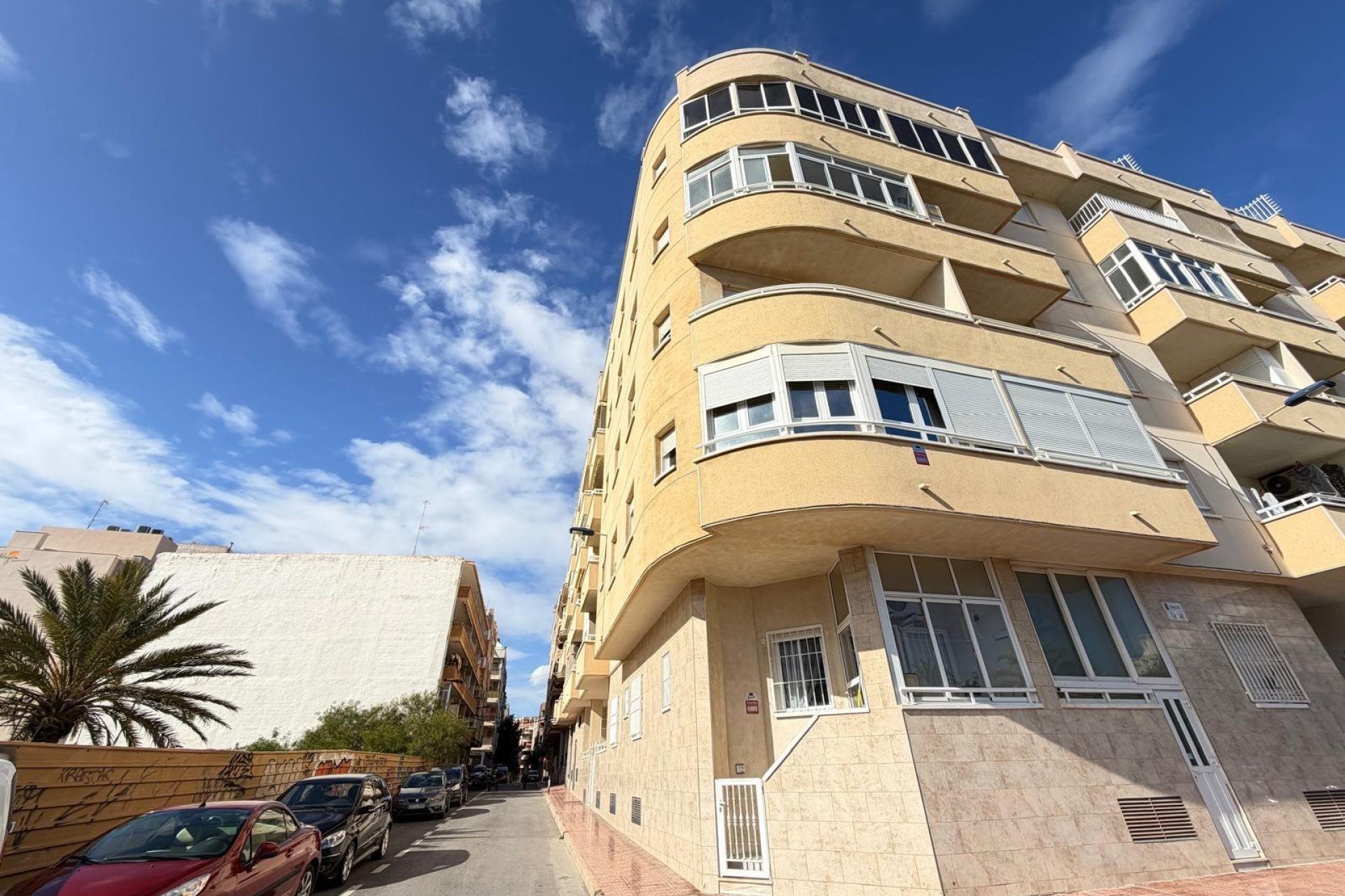 Herverkoop - Appartement -
Torrevieja - Playa del Cura