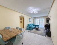 Herverkoop - Appartement -
Torrevieja - Playa del Cura