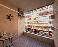Herverkoop - Appartement -
Torrevieja - Playa del Cura