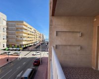 Herverkoop - Appartement -
Torrevieja - Playa del Cura