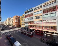 Herverkoop - Appartement -
Torrevieja - Playa del Cura