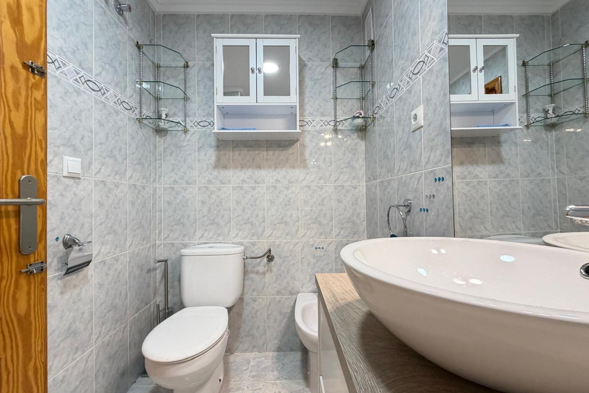 Herverkoop - Appartement -
Torrevieja - Playa del Cura