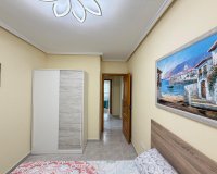 Herverkoop - Appartement -
Torrevieja - Playa del Cura
