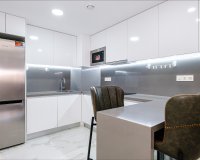 Herverkoop - Appartement -
Torrevieja - Playa del Cura