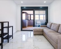 Herverkoop - Appartement -
Torrevieja - Playa del Cura