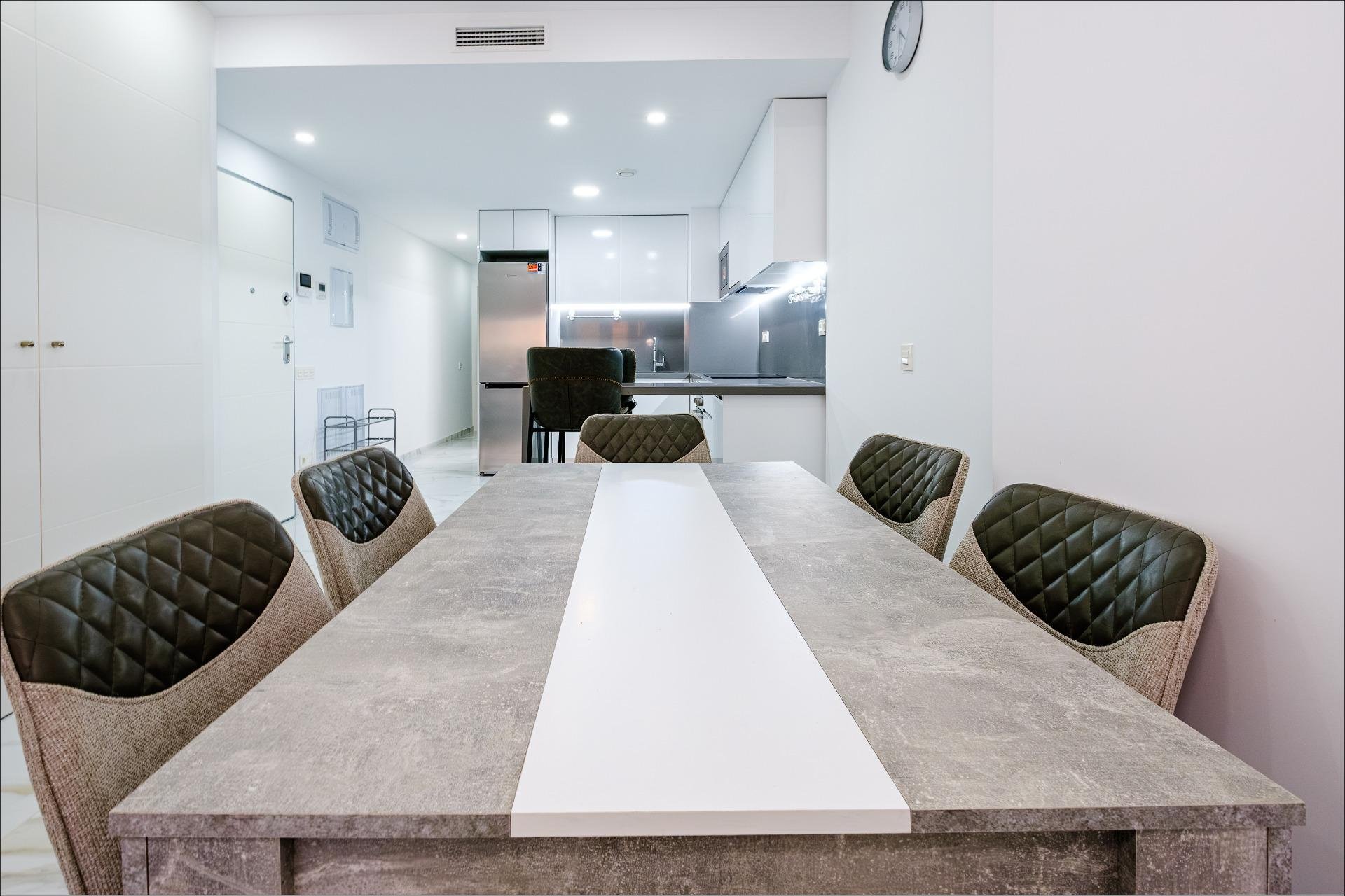 Herverkoop - Appartement -
Torrevieja - Playa del Cura