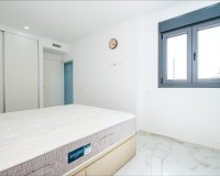 Herverkoop - Appartement -
Torrevieja - Playa del Cura