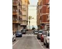 Herverkoop - Appartement -
Torrevieja - Playa del Cura