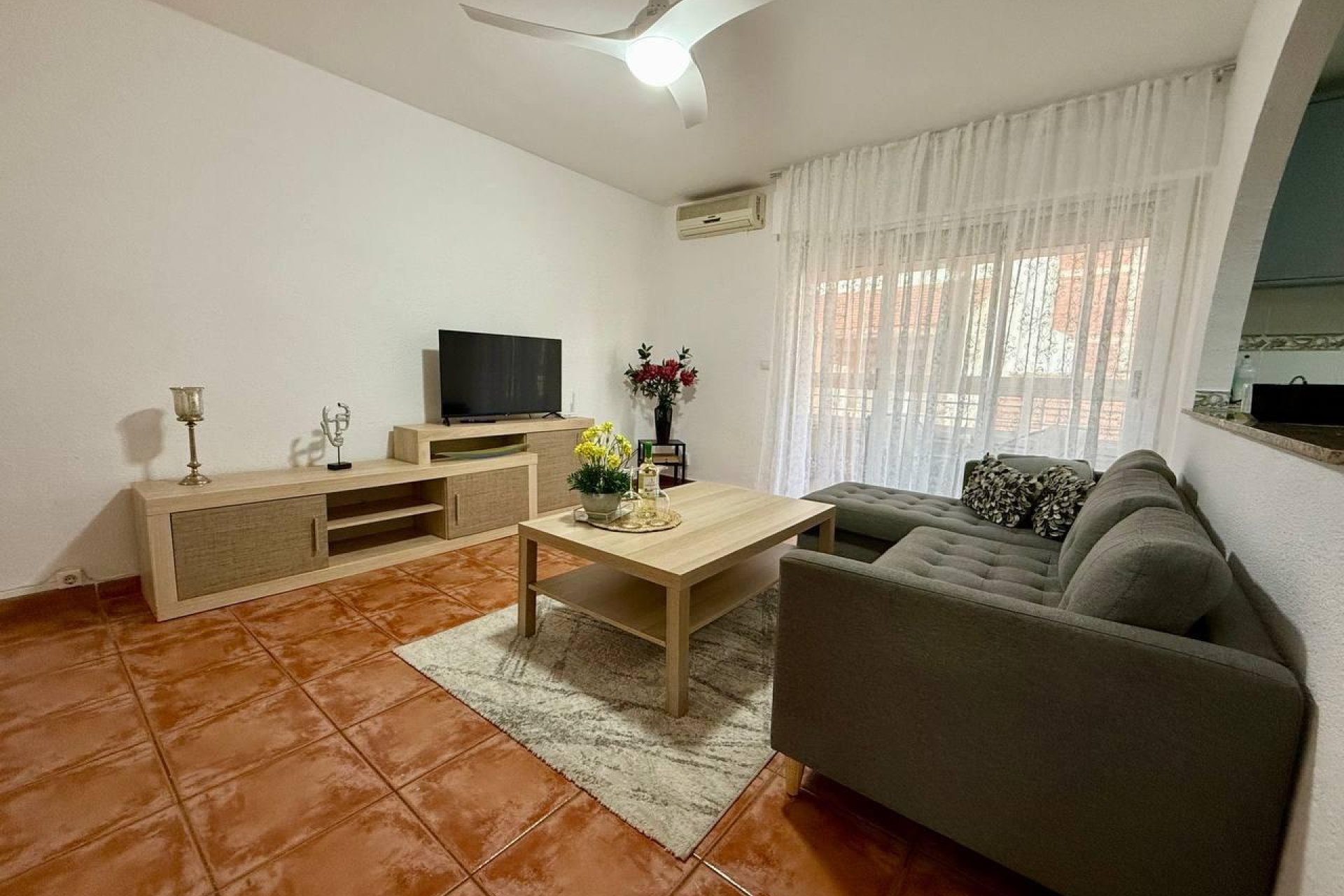 Herverkoop - Appartement -
Torrevieja - Playa del Cura