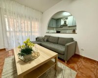 Herverkoop - Appartement -
Torrevieja - Playa del Cura