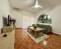 Herverkoop - Appartement -
Torrevieja - Playa del Cura