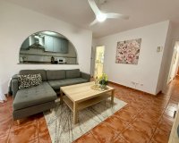 Herverkoop - Appartement -
Torrevieja - Playa del Cura