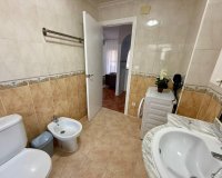 Herverkoop - Appartement -
Torrevieja - Playa del Cura