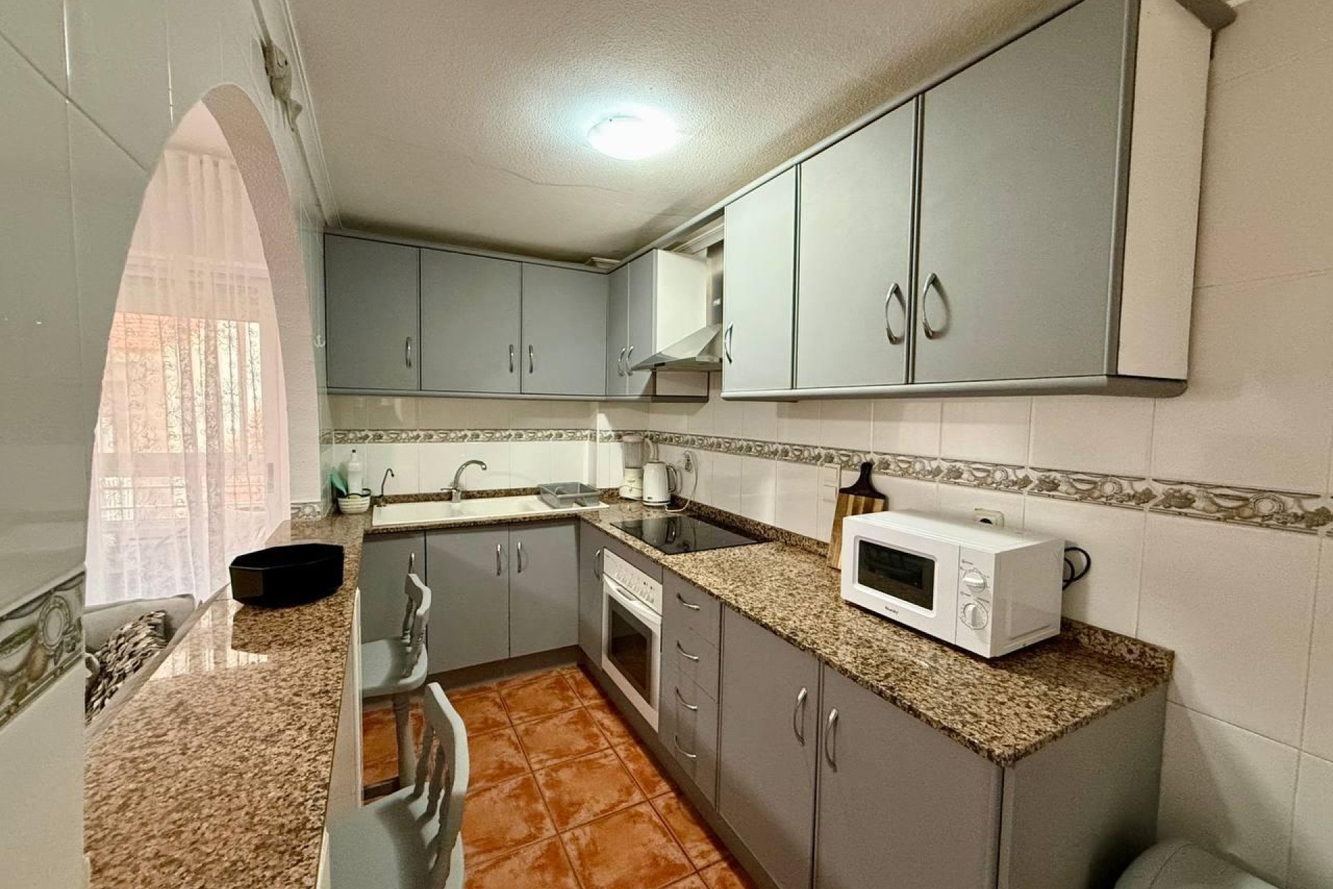 Herverkoop - Appartement -
Torrevieja - Playa del Cura