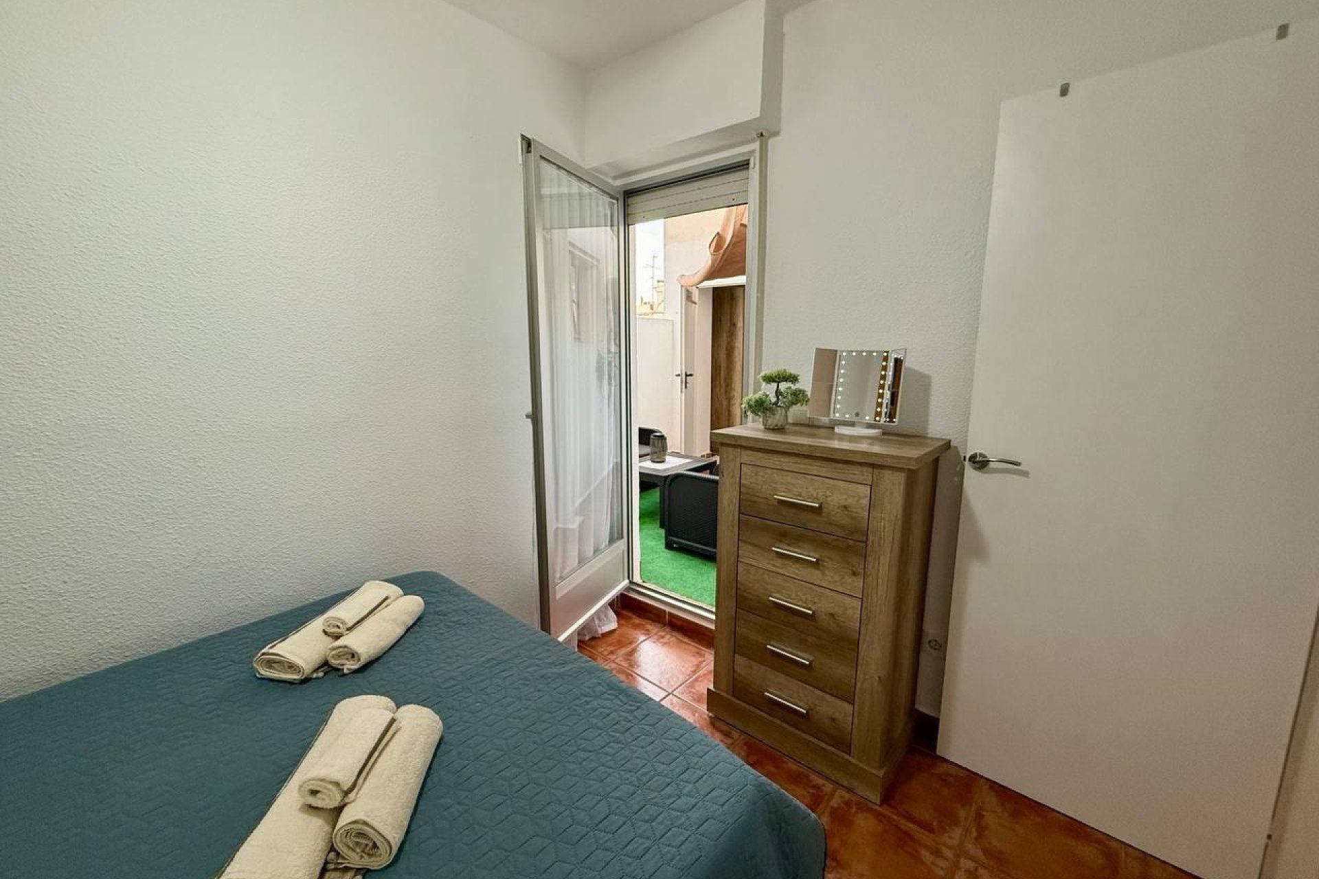 Herverkoop - Appartement -
Torrevieja - Playa del Cura