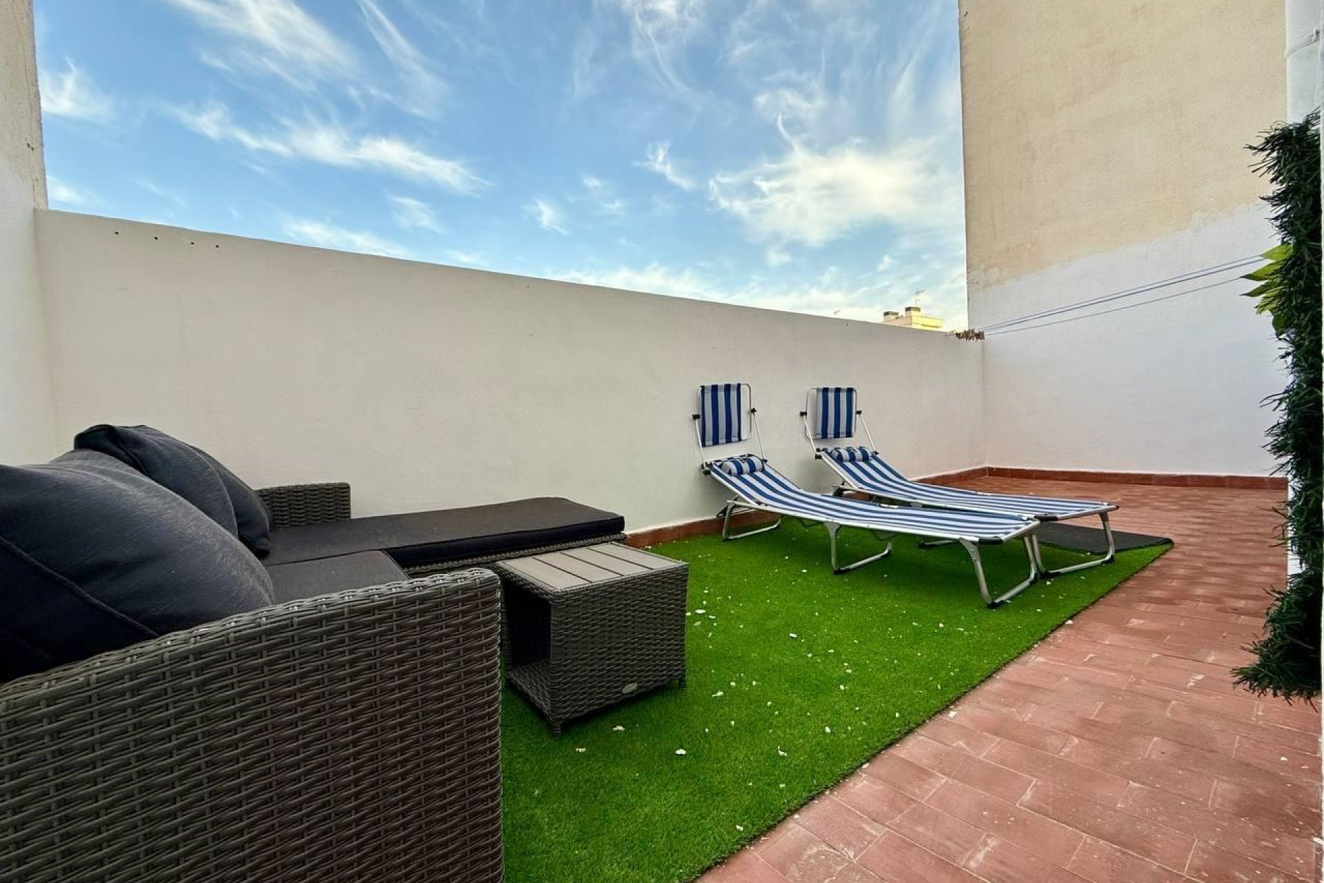 Herverkoop - Appartement -
Torrevieja - Playa del Cura