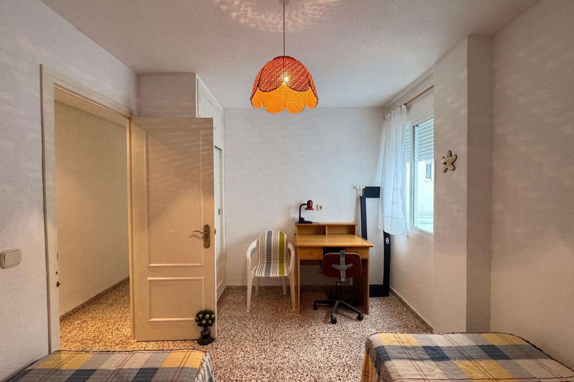 Herverkoop - Appartement -
Torrevieja - Playa del Cura