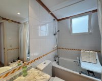 Herverkoop - Appartement -
Torrevieja - Playa del Cura