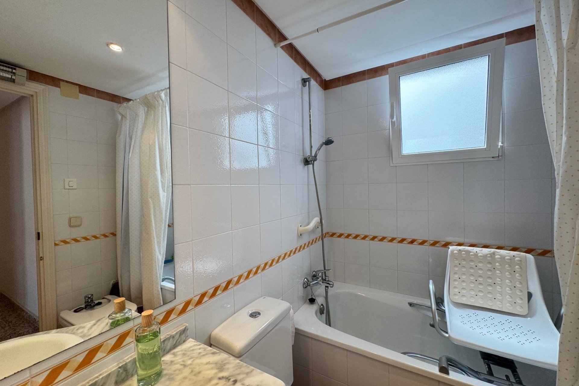 Herverkoop - Appartement -
Torrevieja - Playa del Cura