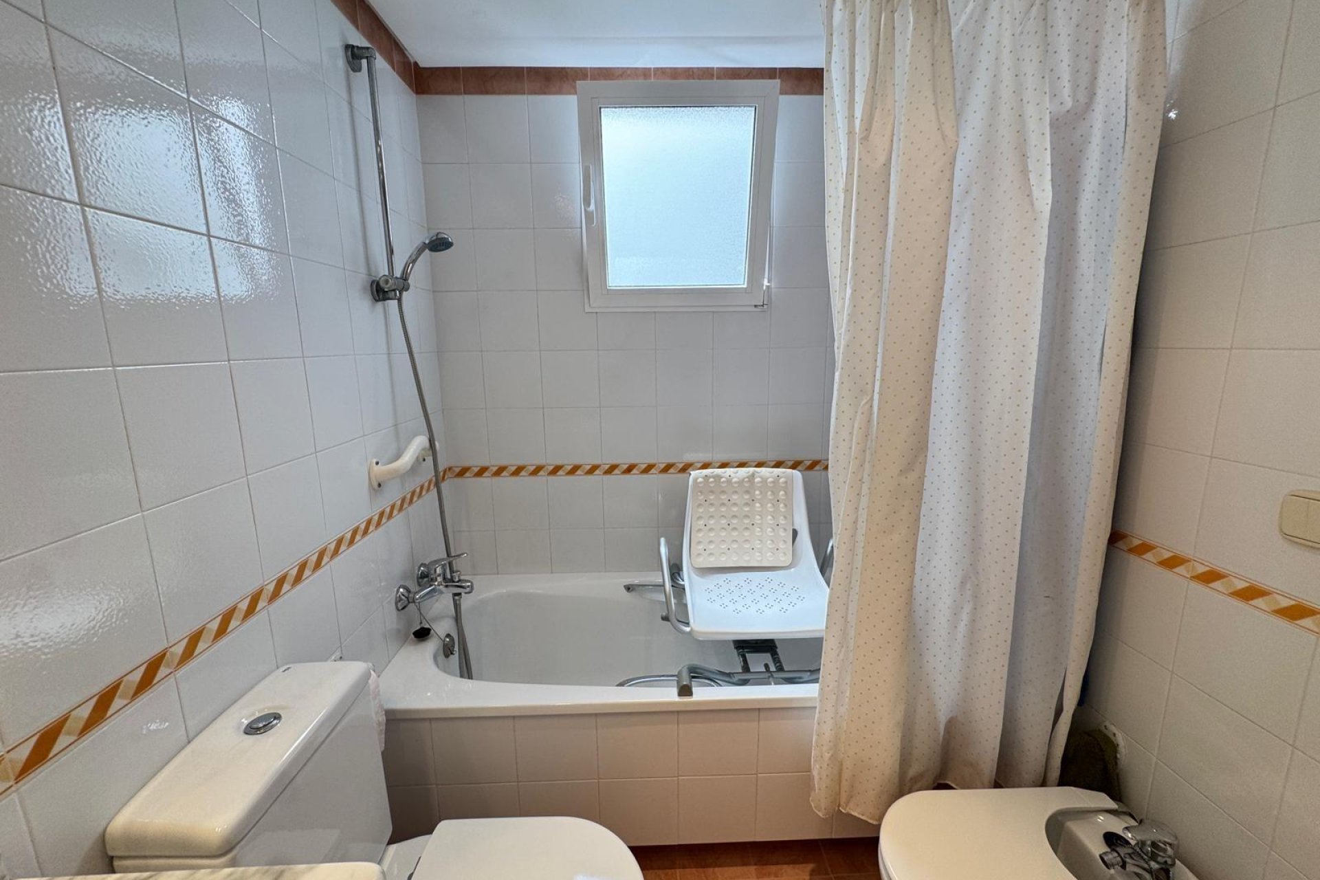 Herverkoop - Appartement -
Torrevieja - Playa del Cura