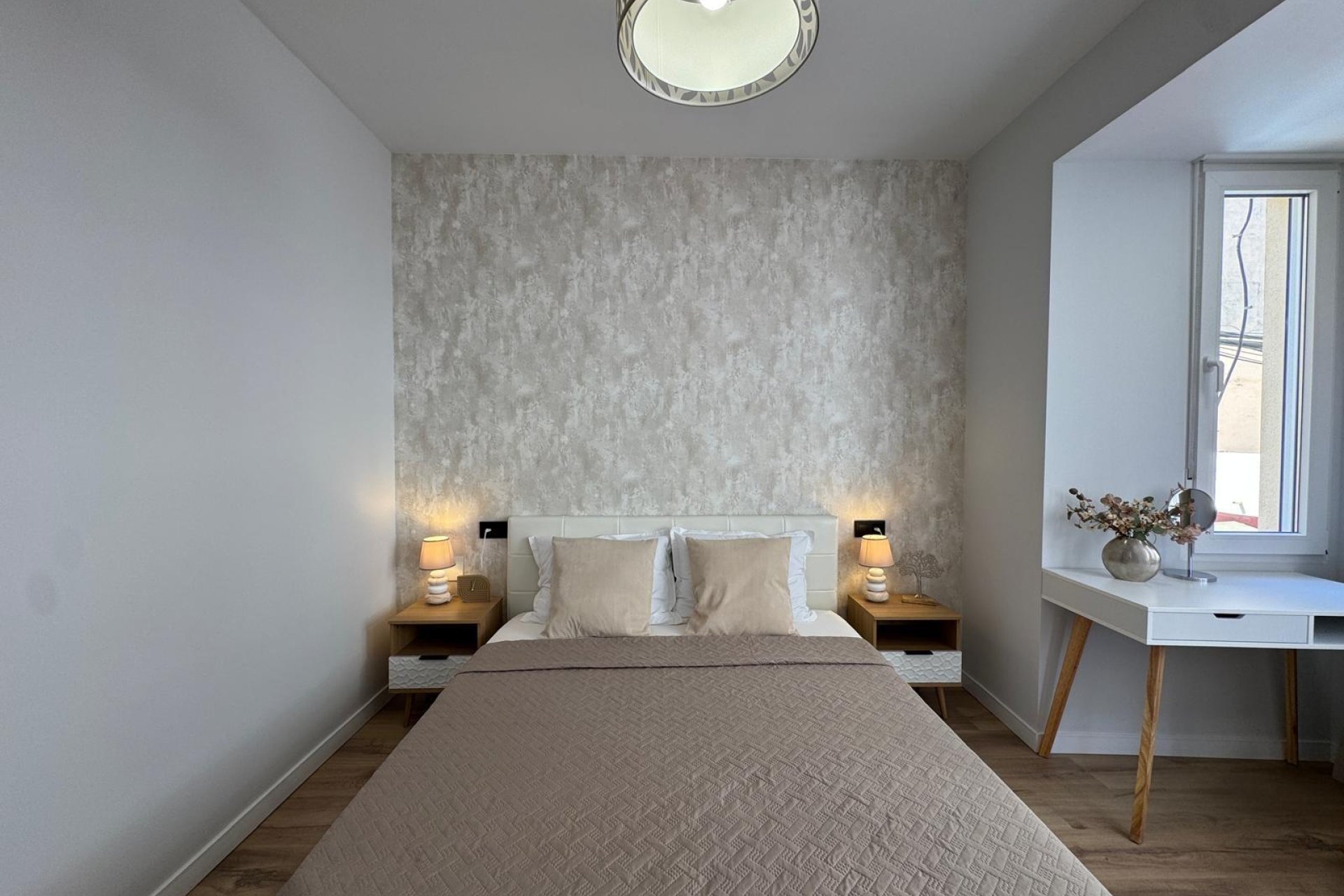 Herverkoop - Appartement -
Torrevieja - Playa del Cura