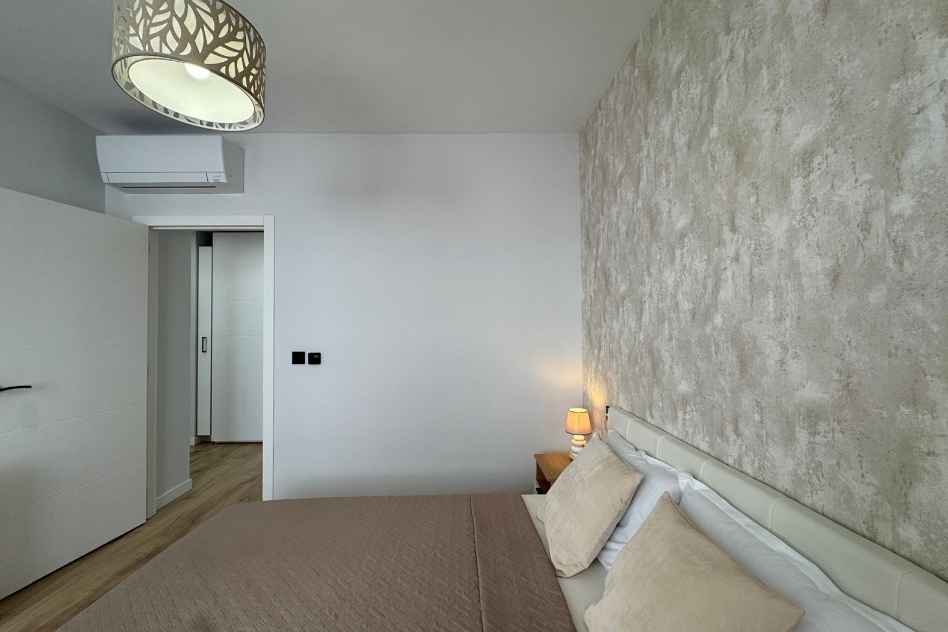 Herverkoop - Appartement -
Torrevieja - Playa del Cura