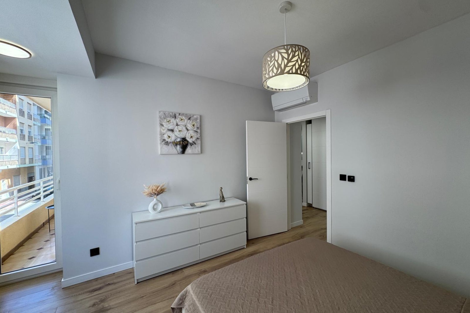 Herverkoop - Appartement -
Torrevieja - Playa del Cura