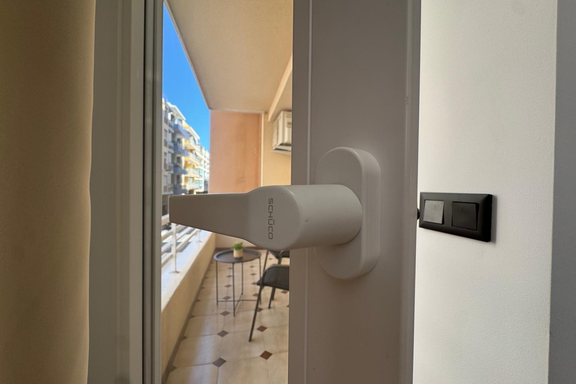 Herverkoop - Appartement -
Torrevieja - Playa del Cura