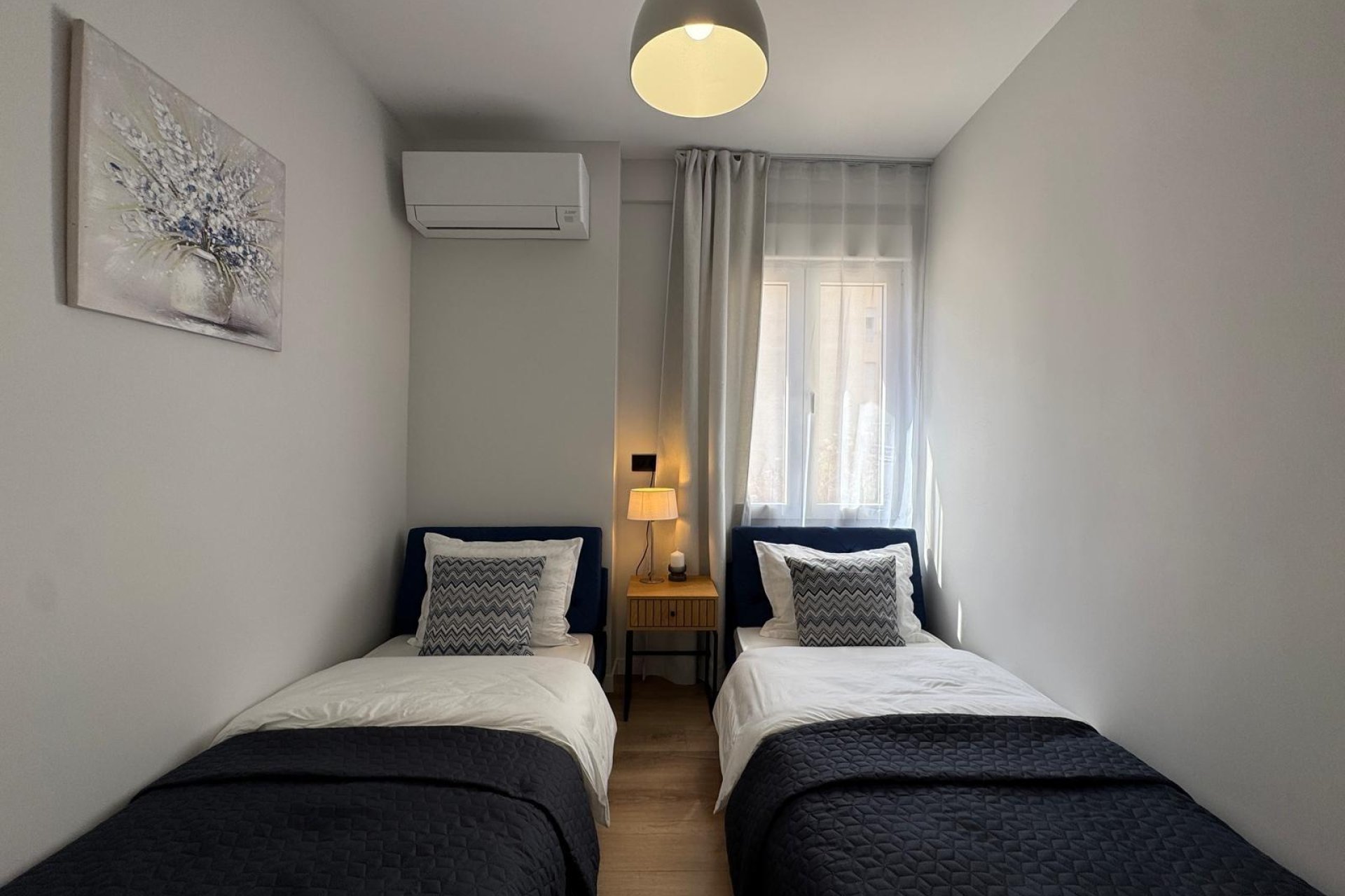 Herverkoop - Appartement -
Torrevieja - Playa del Cura