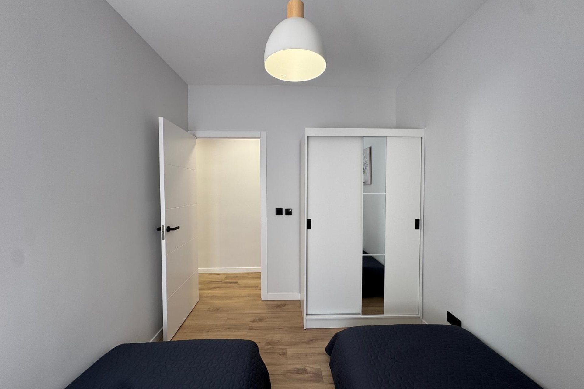Herverkoop - Appartement -
Torrevieja - Playa del Cura