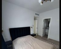 Herverkoop - Appartement -
Torrevieja - Playa del Cura