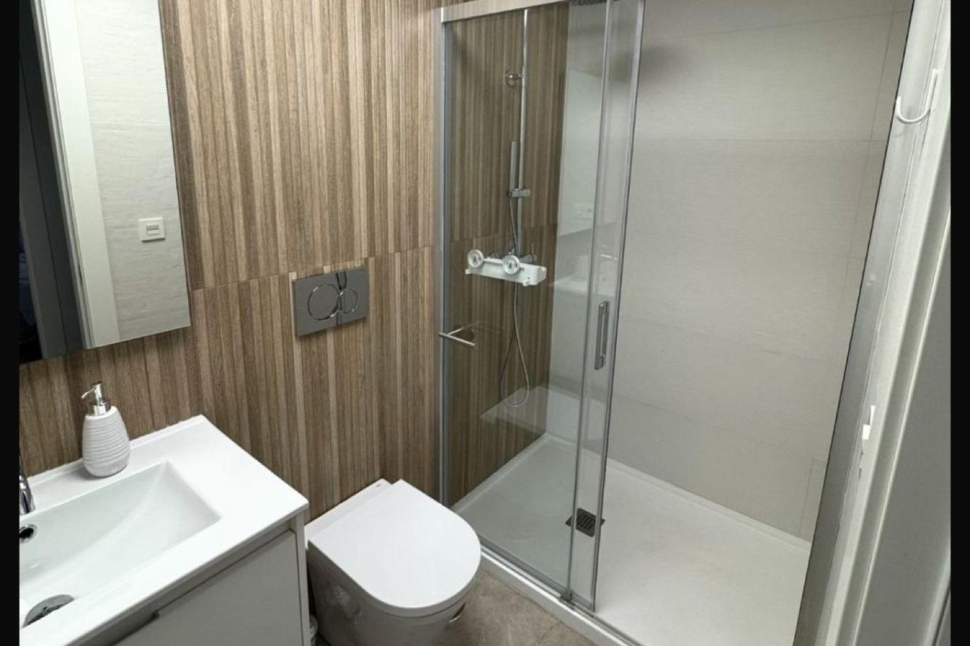 Herverkoop - Appartement -
Torrevieja - Playa del Cura