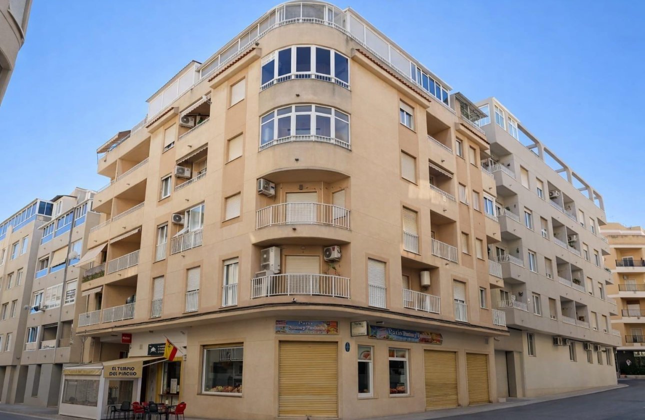 Herverkoop - Appartement -
Torrevieja - Playa del Cura