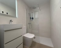 Herverkoop - Appartement -
Torrevieja - Playa del Cura