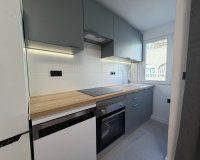 Herverkoop - Appartement -
Torrevieja - Playa del Cura